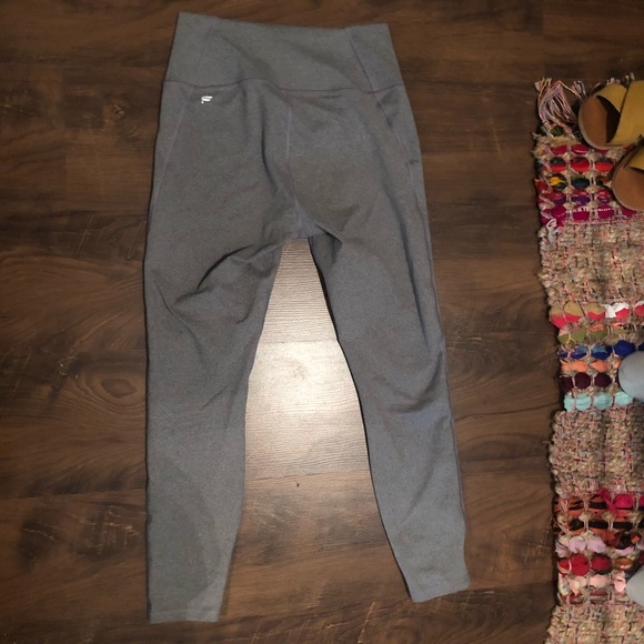 High waisted grey fabletics leggings - Picture 7 of 8